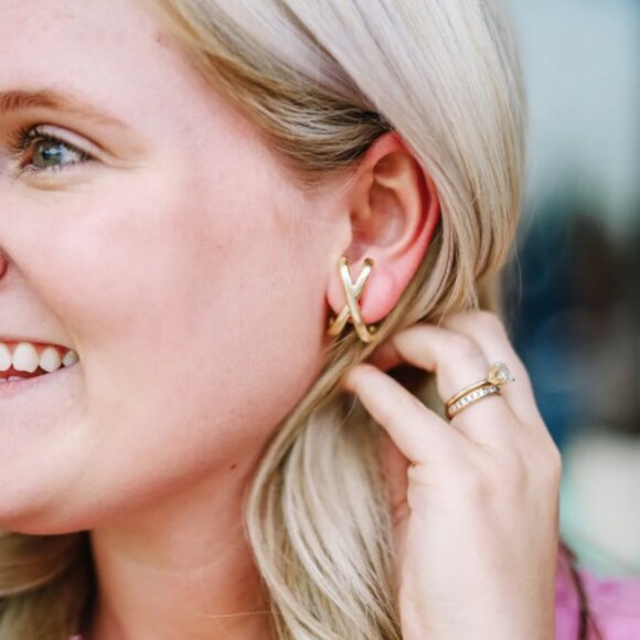 Sheila Fajl Crisscross Brushed Gold X Studs Earrings - Picture 3 of 5